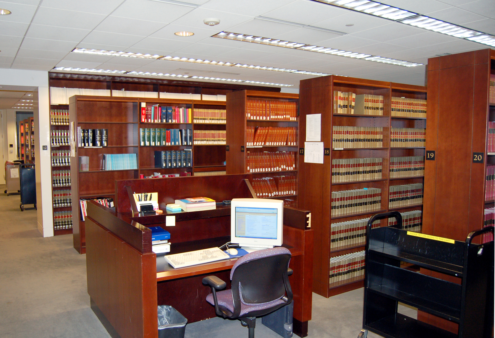 Varnum Law Library