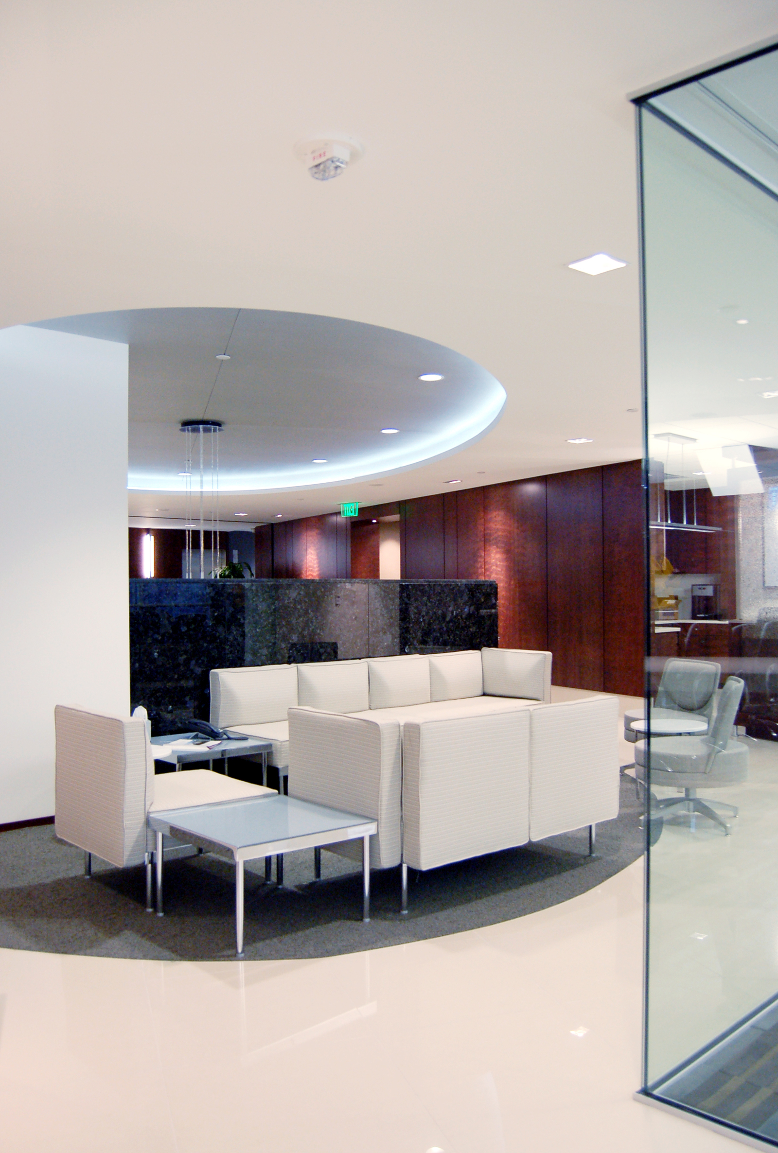 Barnes & Thornburg LLP