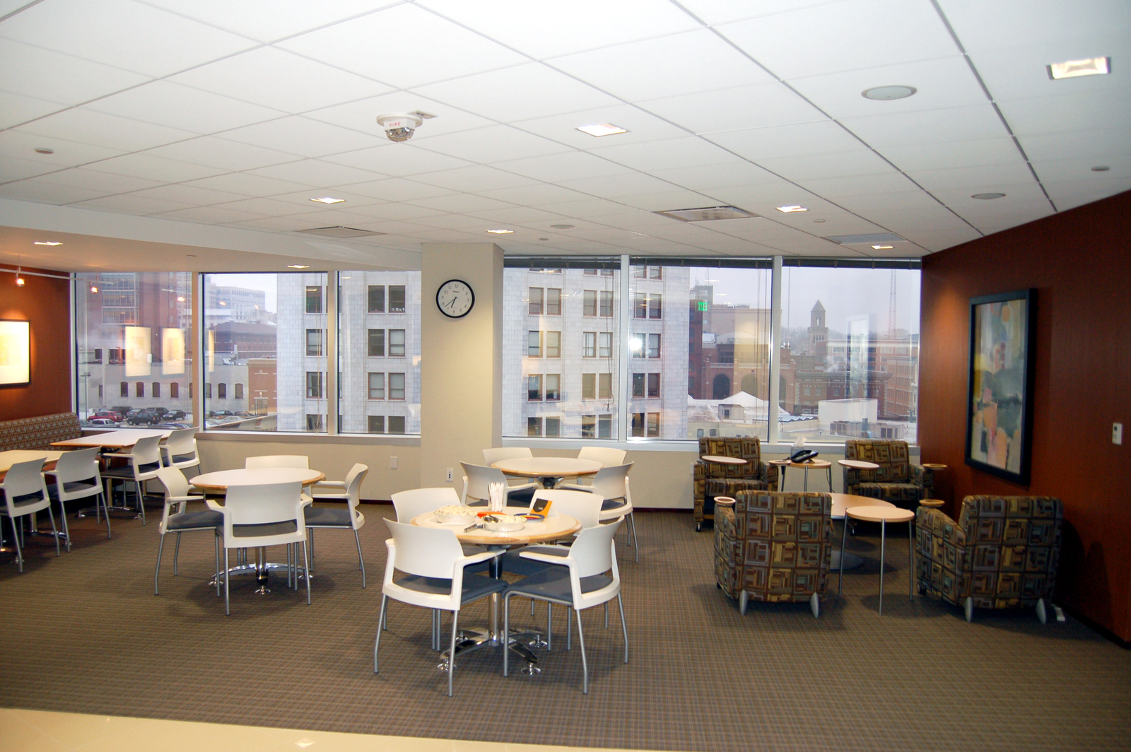 Barnes & Thornburg LLP