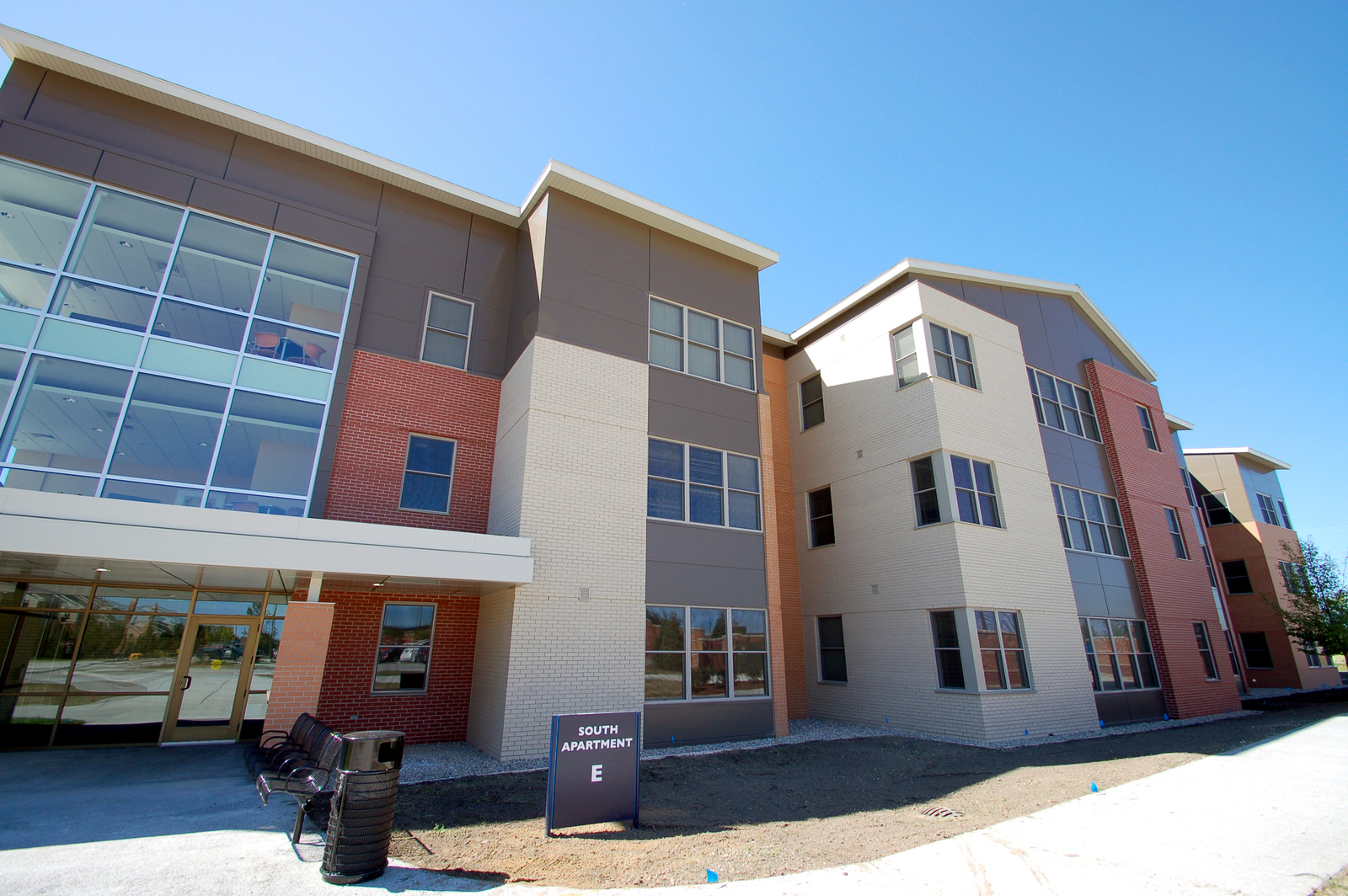 GVSU South Living Centers C, D & E