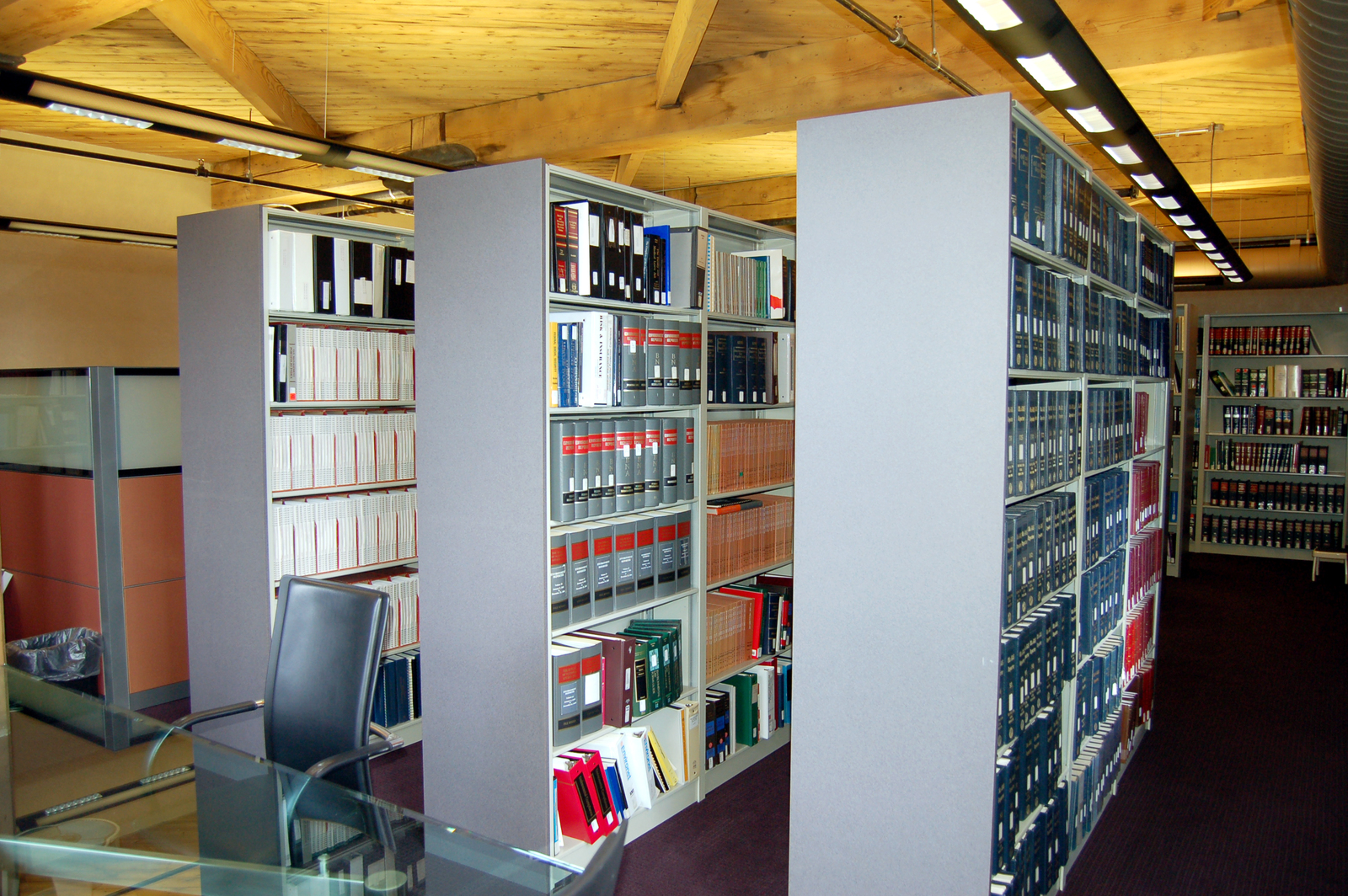 Mika Meyers Beckett & Jones Law Library