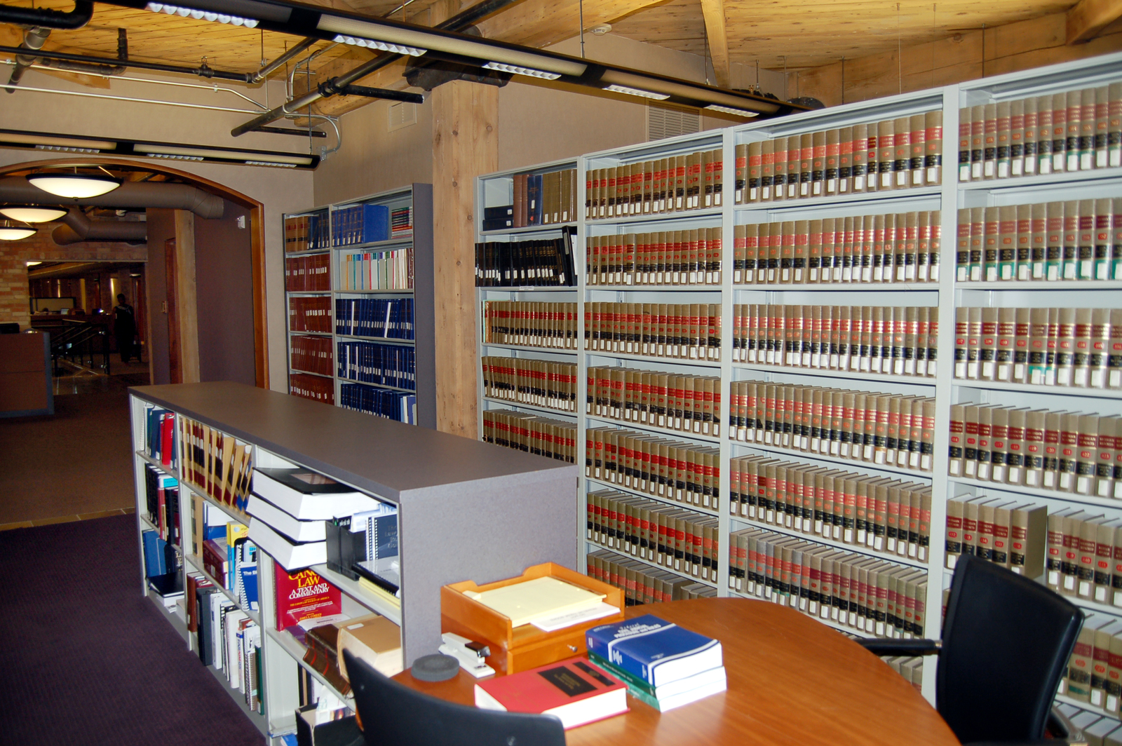 Mika Meyers Beckett & Jones Law Library