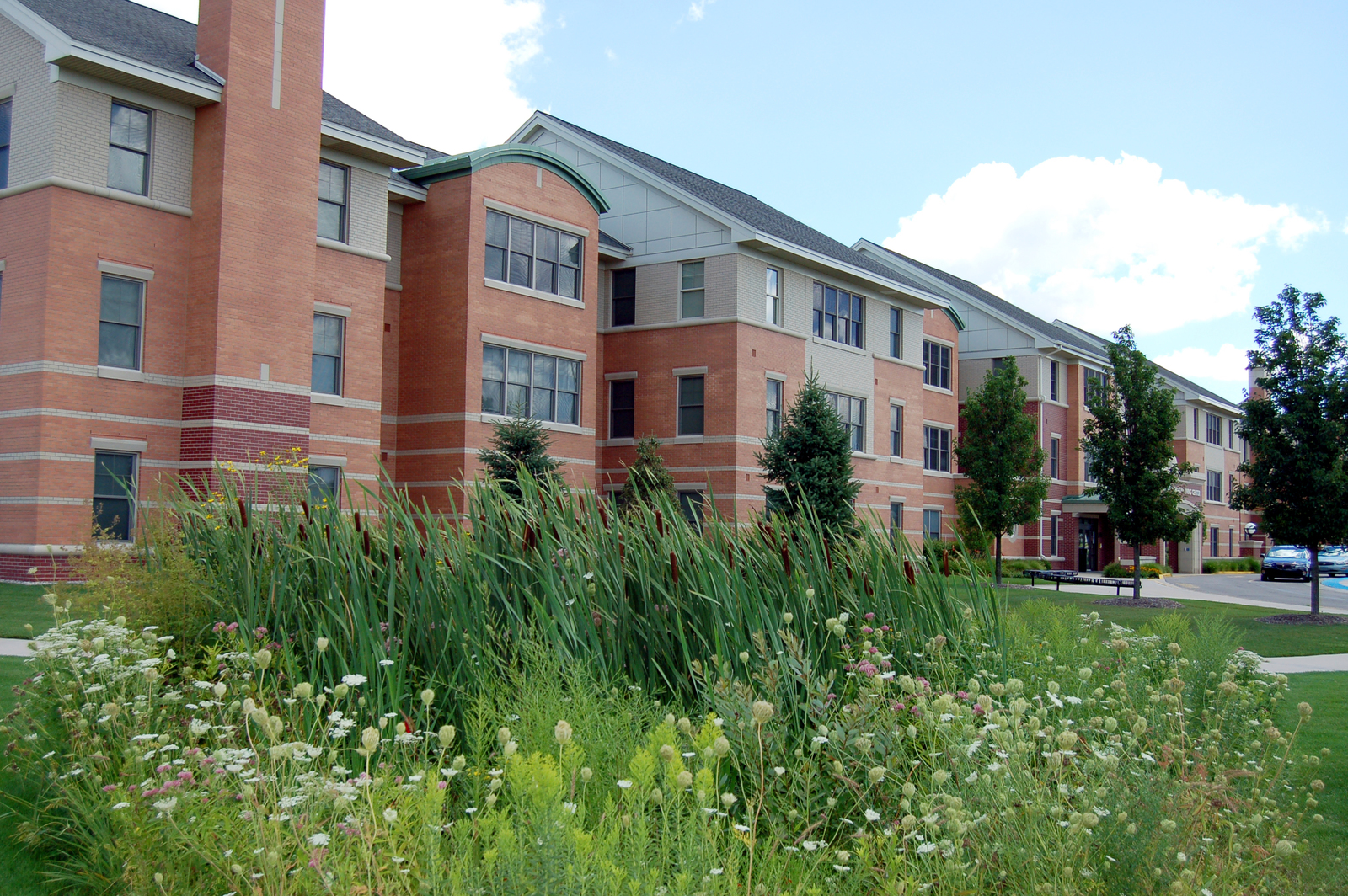 GVSU Niemeyer Living Center & Honors College