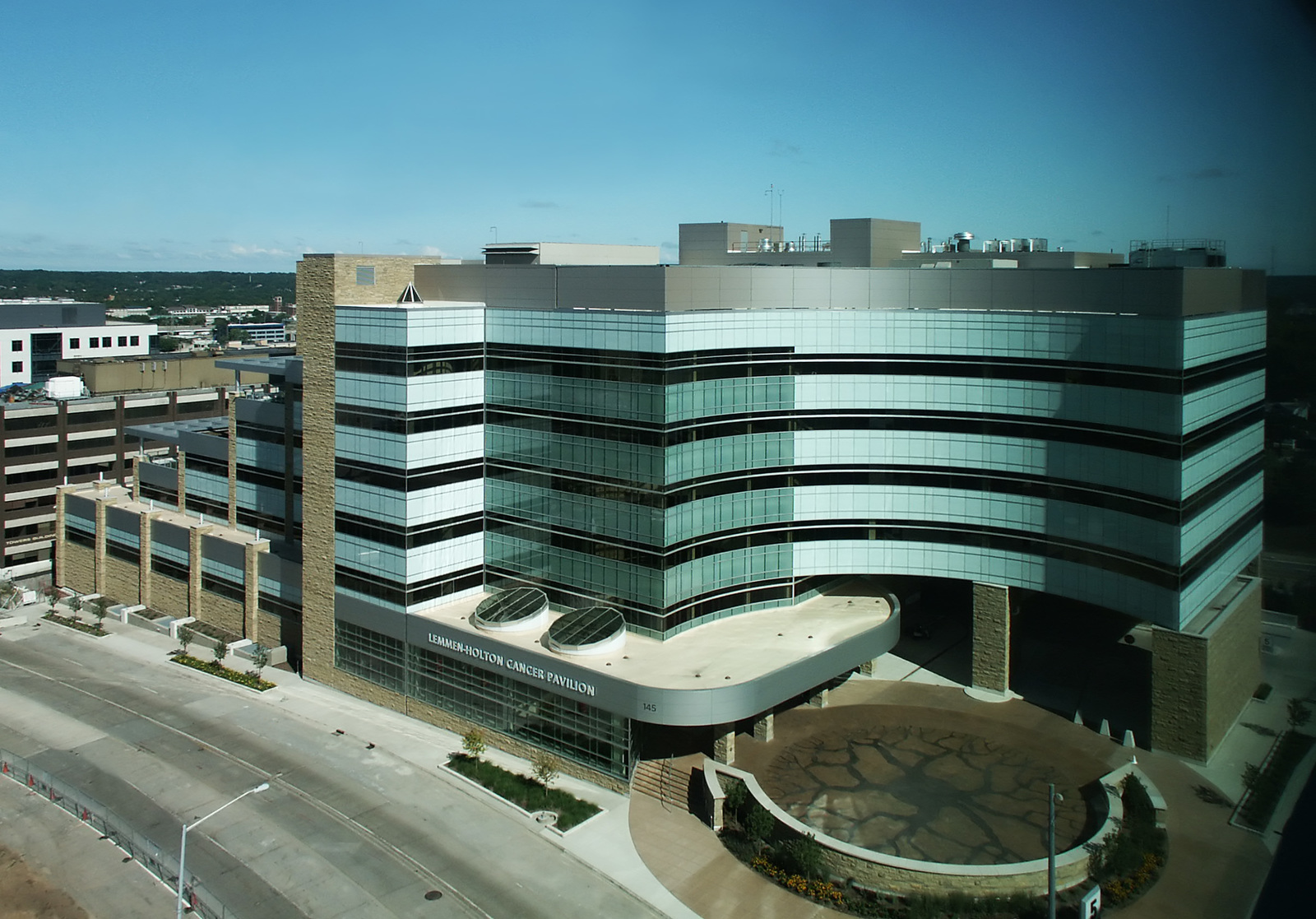 Spectrum Health: Lemmen-Holton Cancer Pavilion